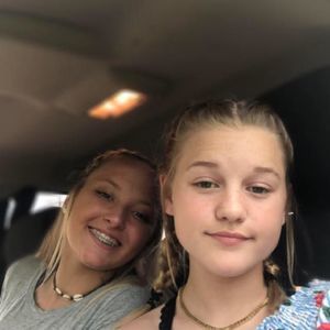 Meet your Posher, Danica